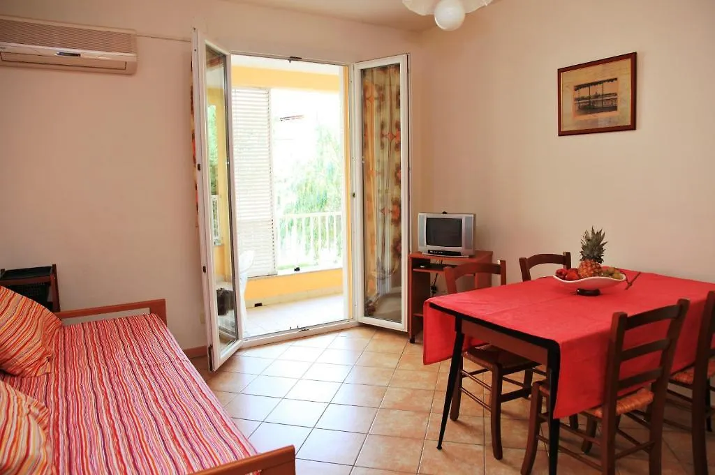 Casa Vacanze Cau Alghero Aparthotel